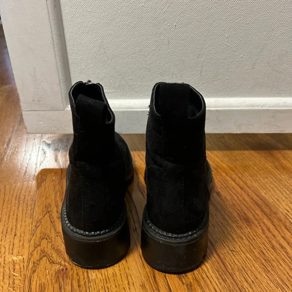 Front Zipper Boots - Picture 4 of 6